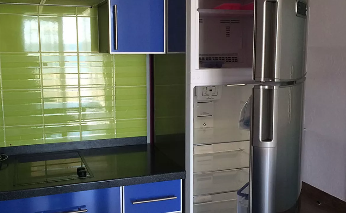 Семейный Люкс на первой линии. Квартира в многоквартирном доме Аппартаменты «Премьера». Чайка