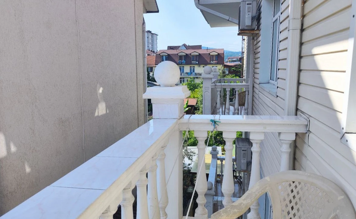 2-х местный номер Стандарт + доп.место с балконом. Гостевой дом "Регион 86" . Адлер