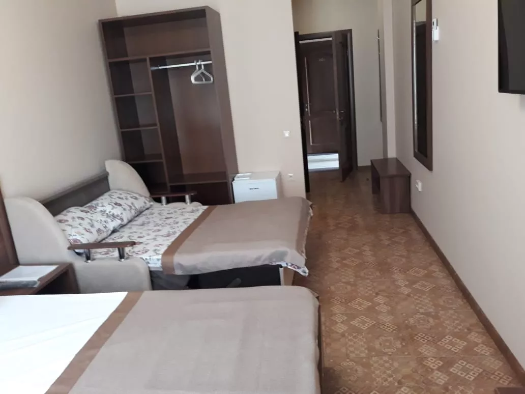 . Гостиница "Тормахова 18". Лазаревское