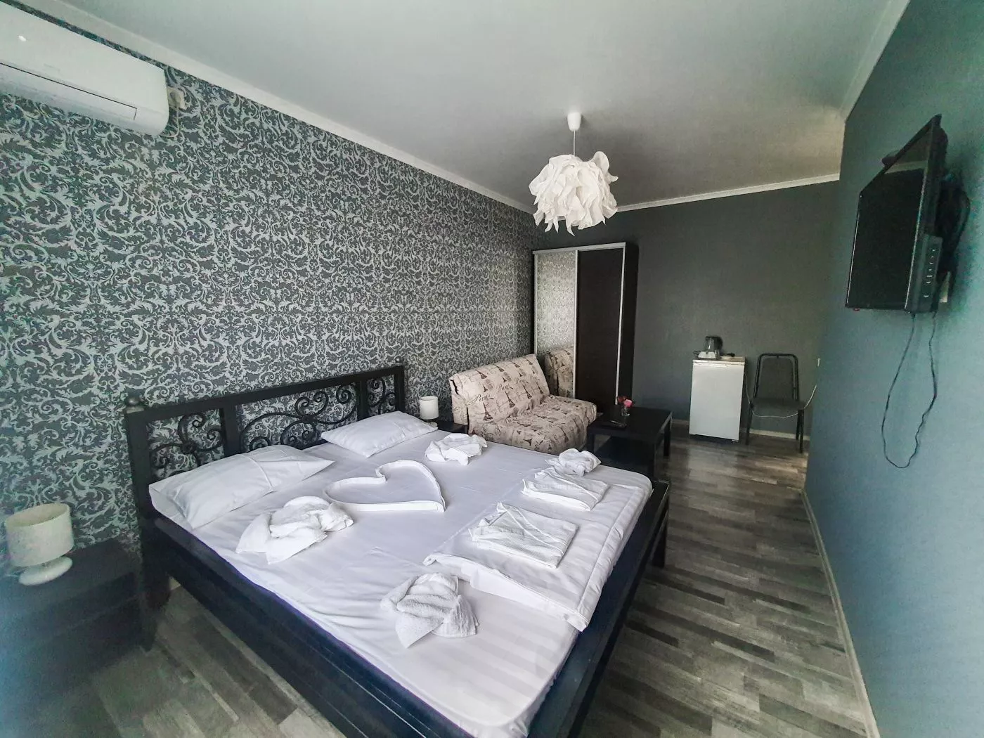 . Отель SkyTerra park hotel . Новый Афон . Отель SkyTerra park hotel . Новый Афон