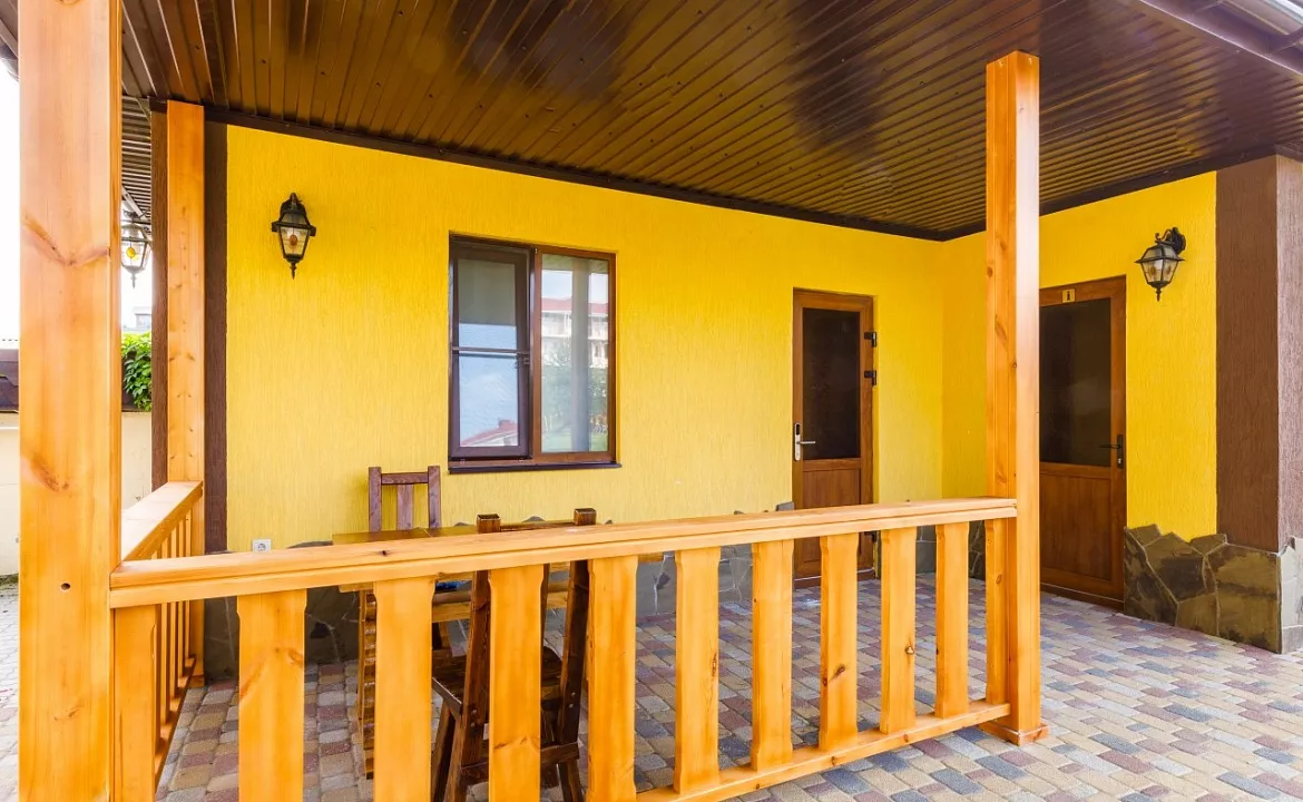 2-местный с общей террасой . База отдыха "Тюльпан". Витязево