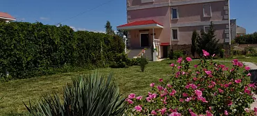 Отель "У моря"