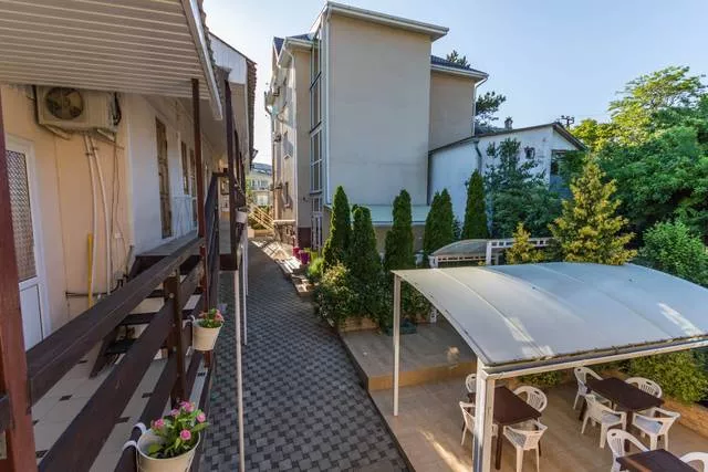 . Гостевой дом «Солнечный берег». Архипо-Осиповка