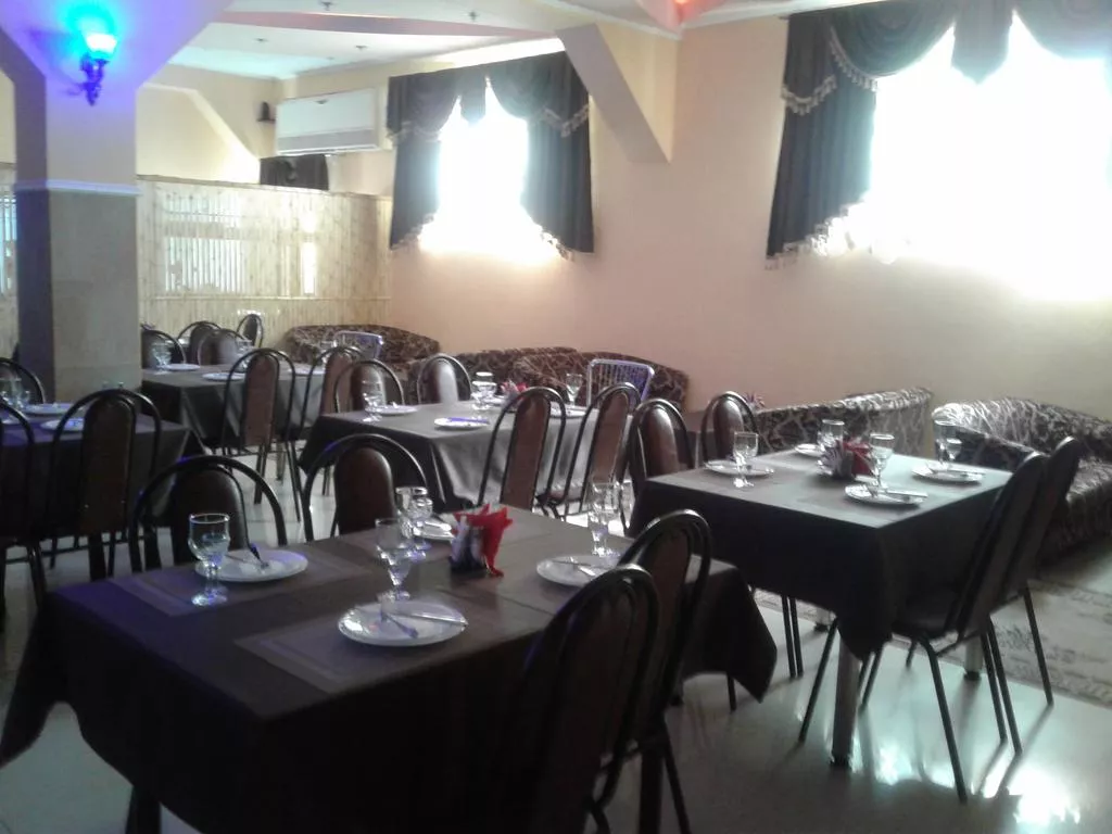 . Отель "ВАН". Адлер