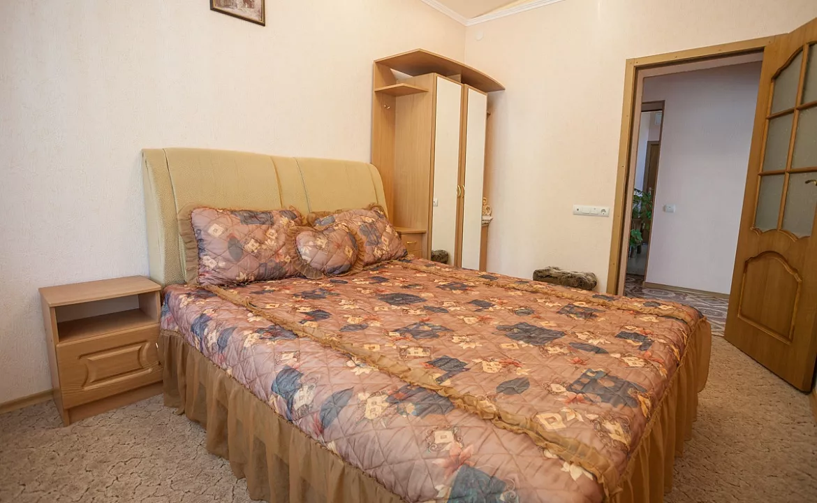 Номер категории Люкс двухкомнатный. Отель «Мангуп Кале» . Куйбышево