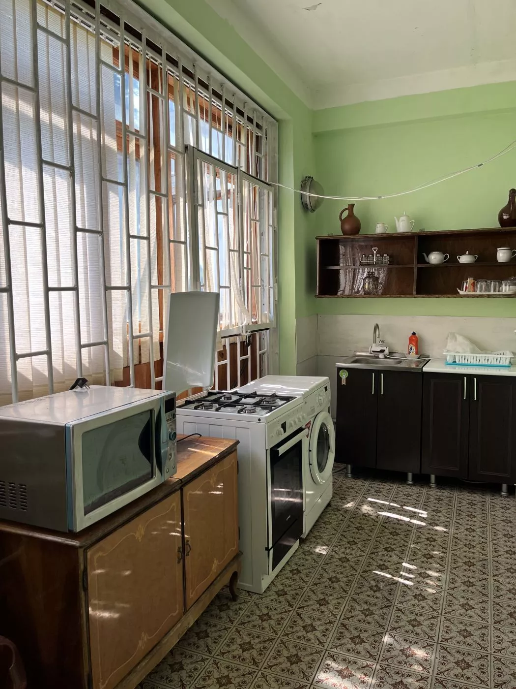 . Гостевой дом "Сосновый рай" . Гагра