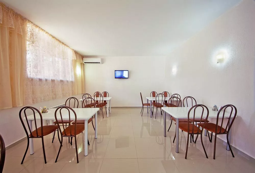 . Отель "Невский". Дивноморское