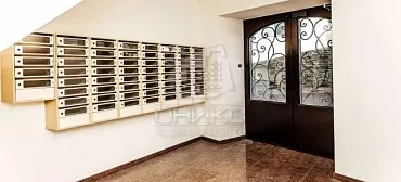 Квартира в многоквартирном доме Демократическая 34А