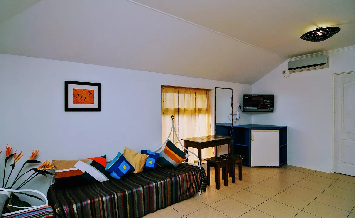 Мансардный номер. Отель "У верблюжьих горбов". Коктебель