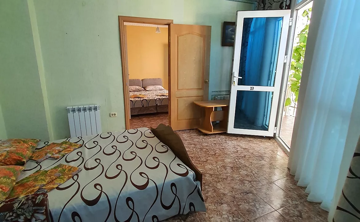 Двухкомнатный номер. Гостевой дом Оскар. Лазаревское