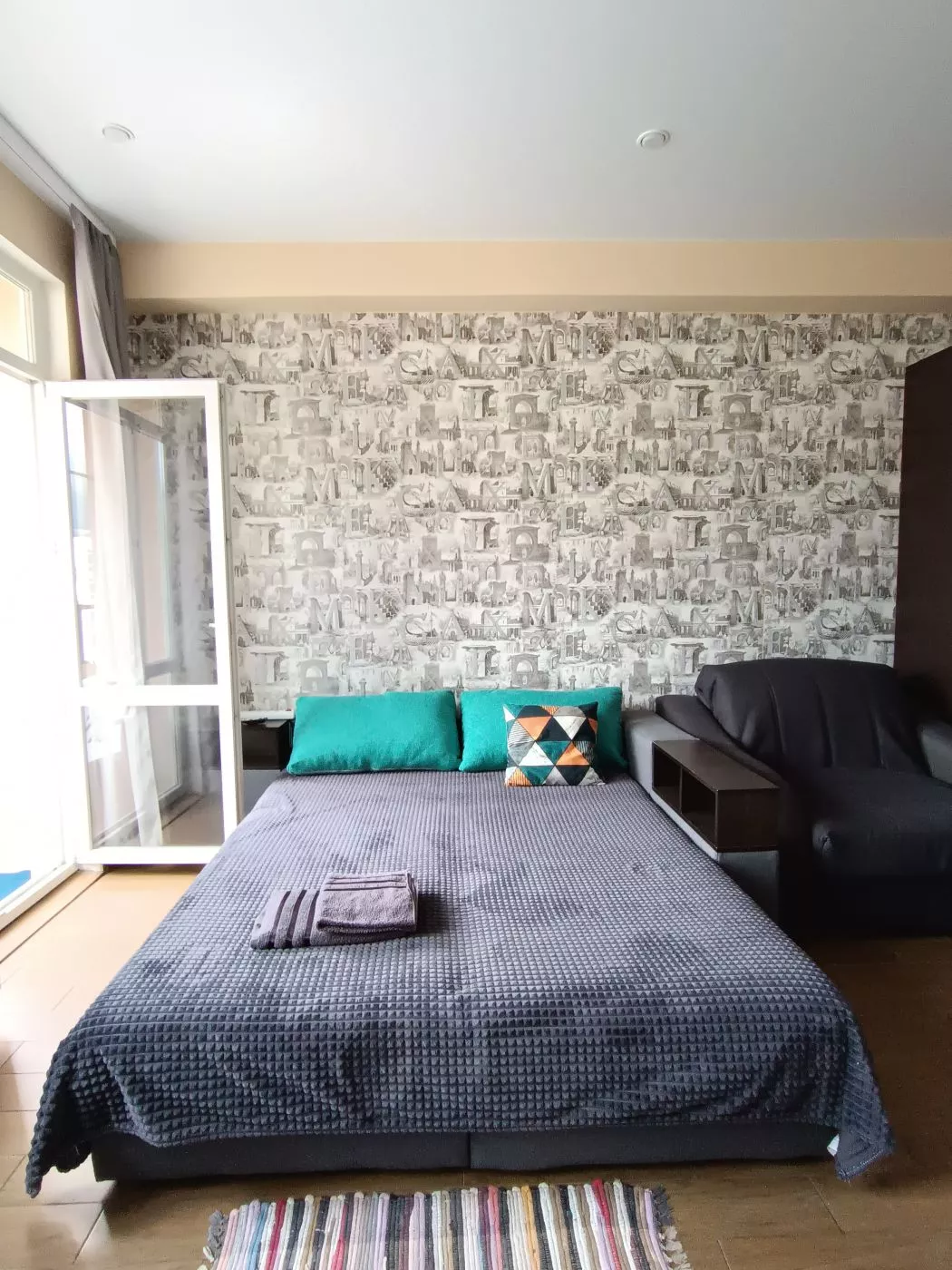 . Квартира в многоквартирном доме Квартира под ключ с балконом в элитном ЖК СЕМЕЙНЫЙ . Лазаревское