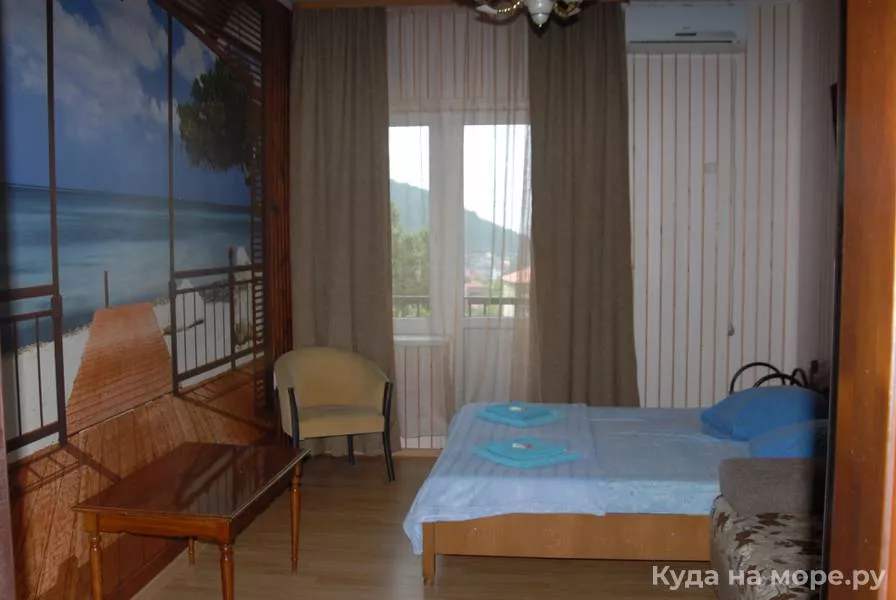 № 22 Стандарт с балконом «Остров». Гостевой дом «Фламинго». Архипо-Осиповка