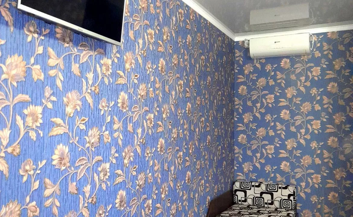 Трёхместный стандарт . Гостевой дом Южный берег.. Адлер