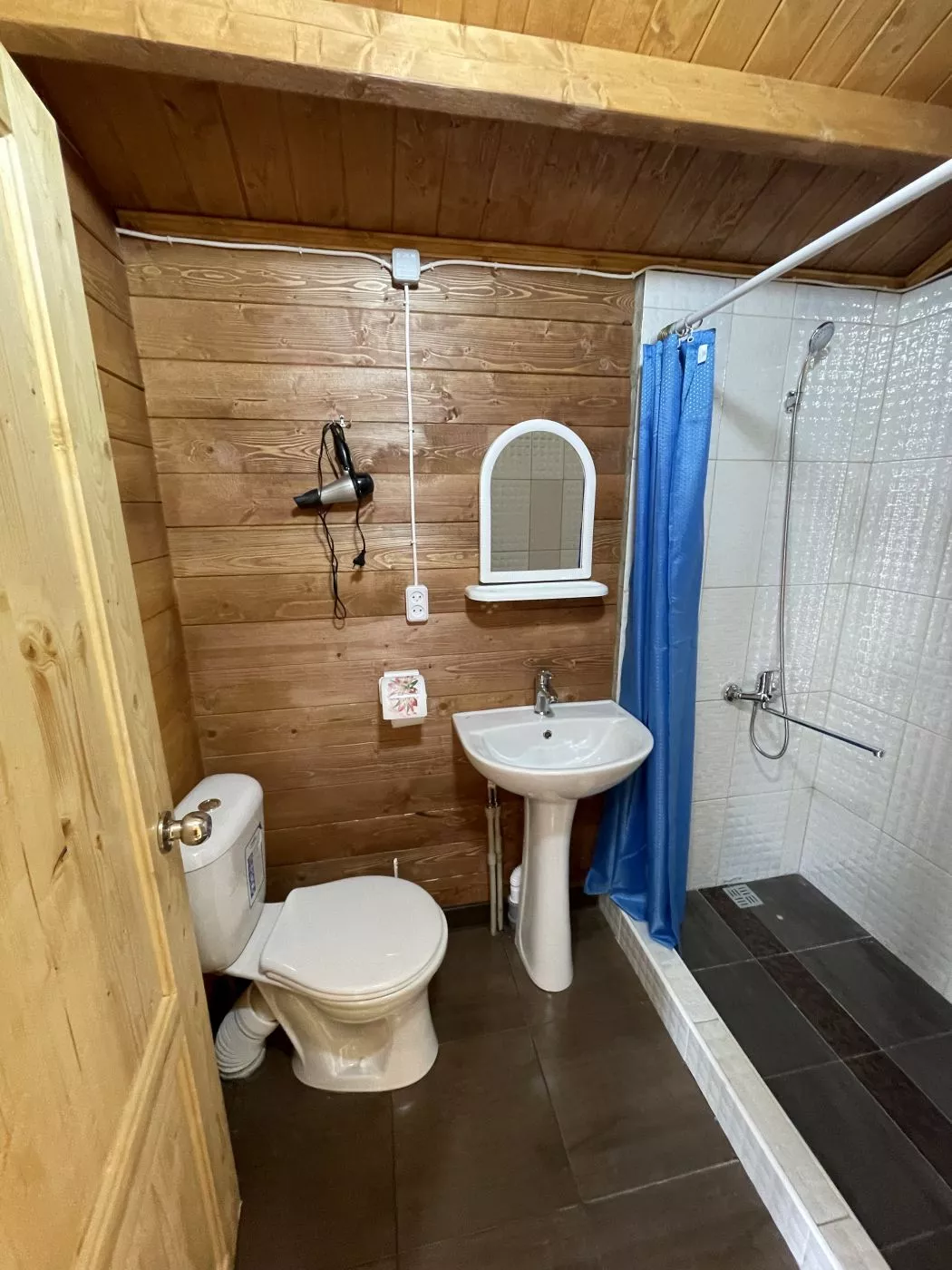 . Коттедж Морской Бриз. Сухум