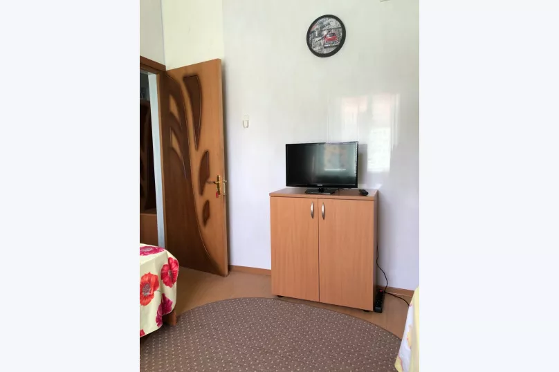 . Гостевой дом Морская 15. Голубицкая