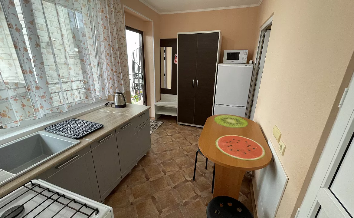 Однокомнатная квартира с кухней на 2 этаже. Гостевой дом "Виктория". Лазаревское Однокомнатная квартира с кухней на 2 этаже. Гостевой дом "Виктория". Лазаревское