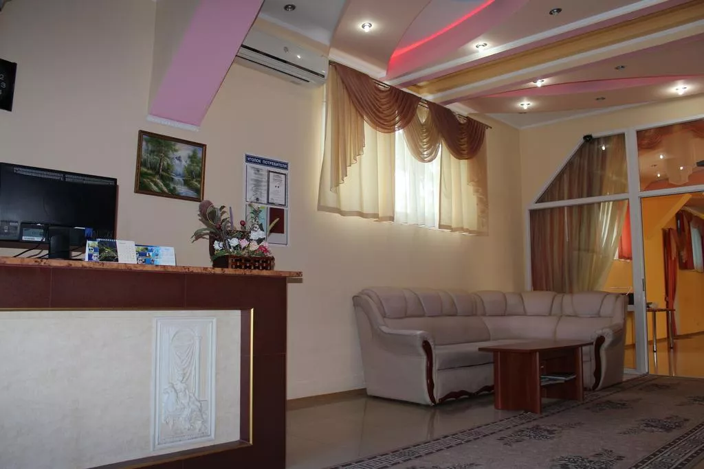 . Отель "ВАН". Адлер