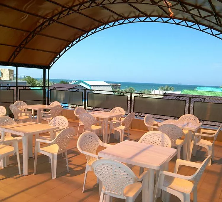 . Частный гостевой дом На палубе. Голубицкая