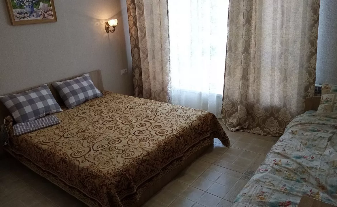 4 х-местный номер (ЛЮКС). Гостевой дом Кантри. Дивноморское