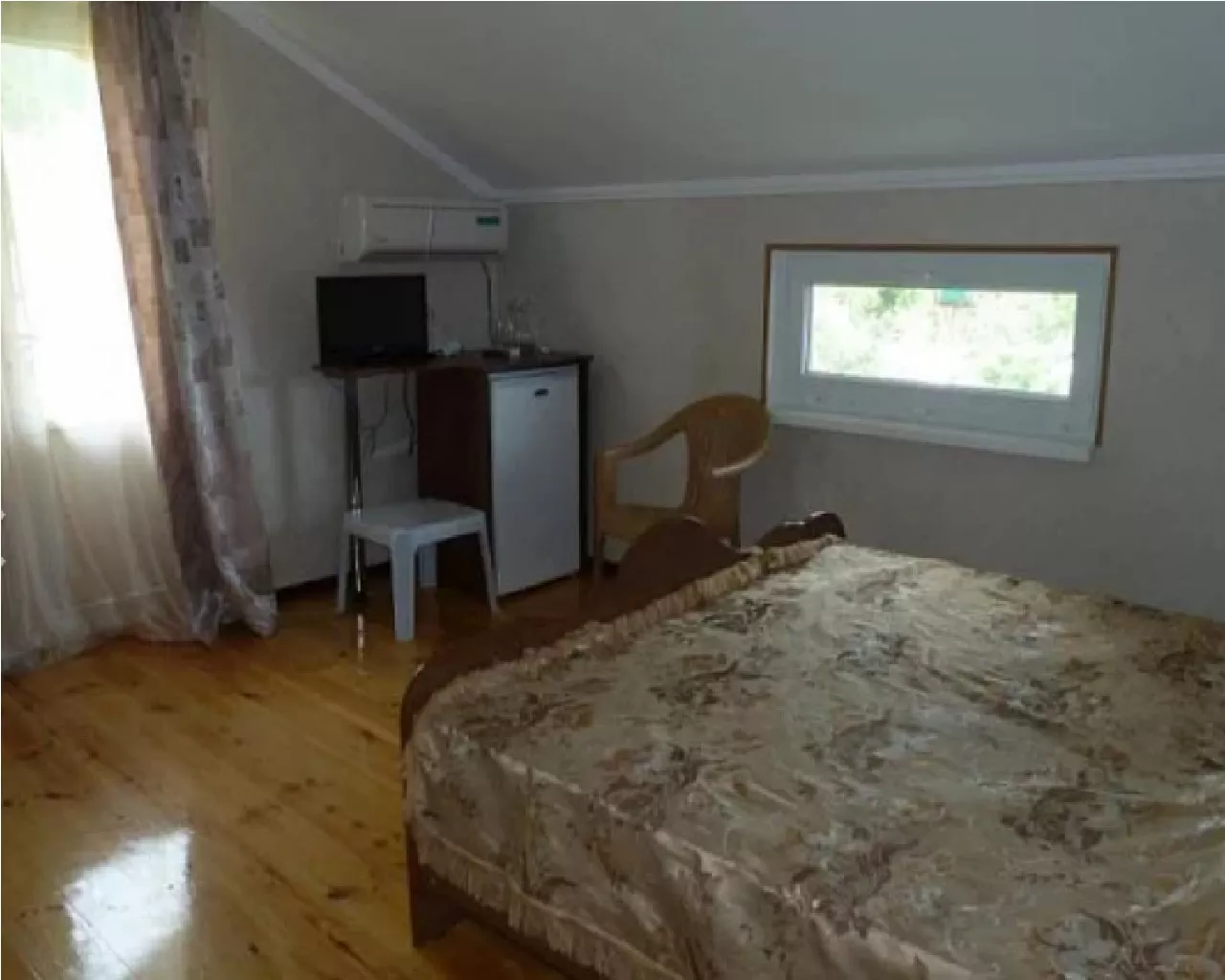 . Гостевой дом Кристалл - Сухум. Сухум