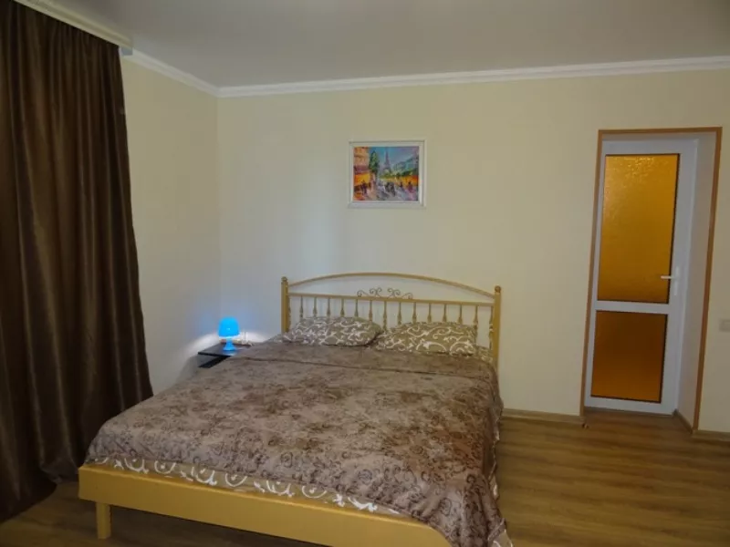 Семейный. Гостевой дом ЭЙВА. Пицунда