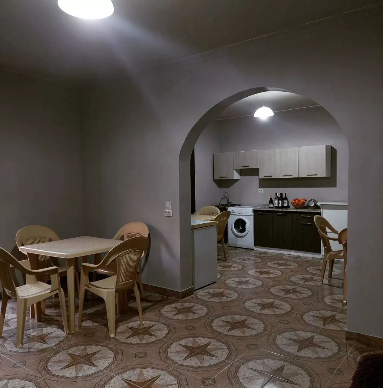 . Гостевой дом "Амза" . Новый Афон