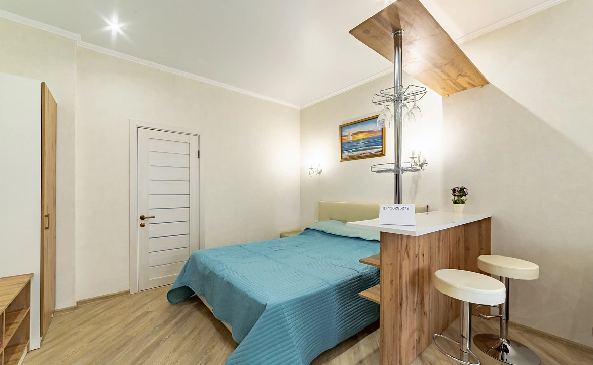 Студия в центре Сочи рядом с крупнейшим пляжным комплексом Ривьера. Уютные Квартиры в центре Сочи рядом с крупнейшим пляжным комплексом Ривьера. Сочи