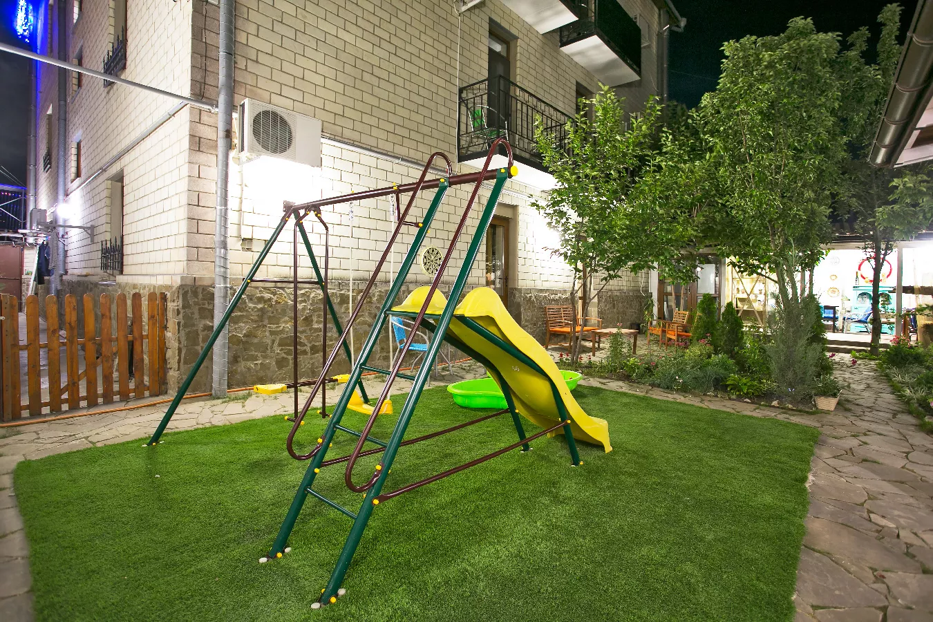 . Гостевой дом "Грэй-S". Феодосия