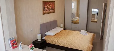 Квартира в многоквартирном доме 2-комн. в центре Сочи