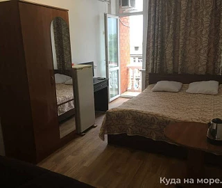 «2+2». Частный сектор "Приморская 14".   «2+2». Частный сектор "Приморская 14".