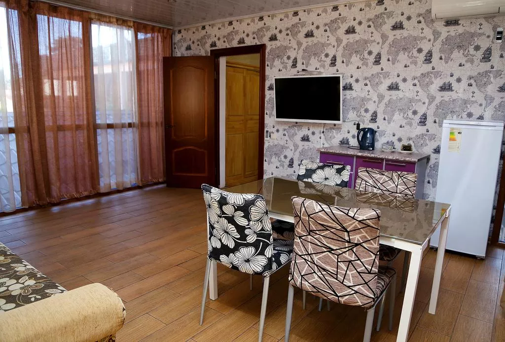 . Гостевой дом "Гагра-Лазурная". Гагра