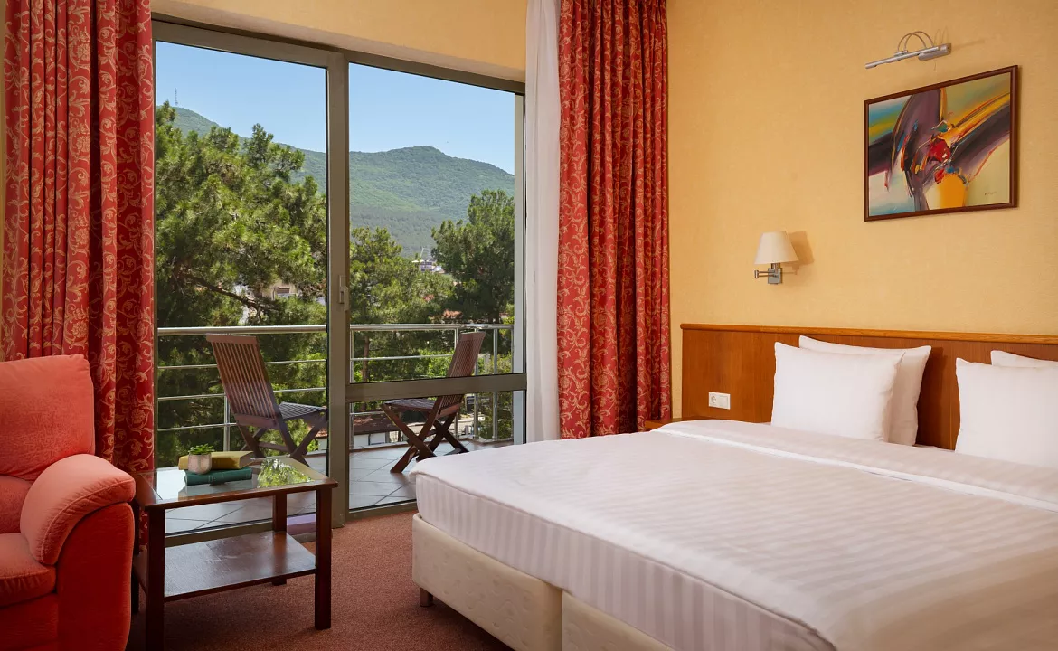 Корпуса 3 звезды. Стандарт 3*. ПРИМОРЬЕ GRAND RESORT HOTEL. Геленджик