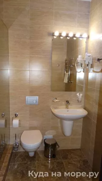 2-местный номер с балконом. Отель "Слон". Лазаревское