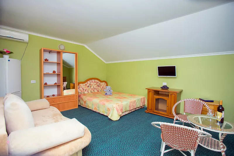 Номера DE LUXE однокомнатные. Вилла "Дана". Керчь