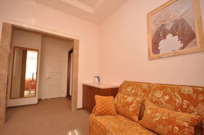 Номер Полулюкс. Гостиница Консоль-Спорт НИКИТА. Никита