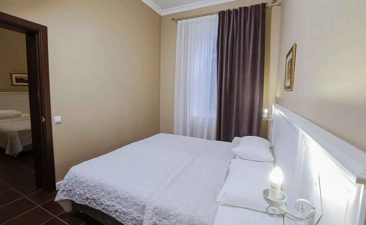 Апартаменты - Четырехместный трехкомнатный номер. Отель «Абаата». Гагра