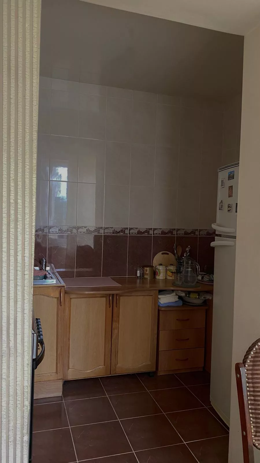 . Двухкомнатная квартира у рынка . Гагра