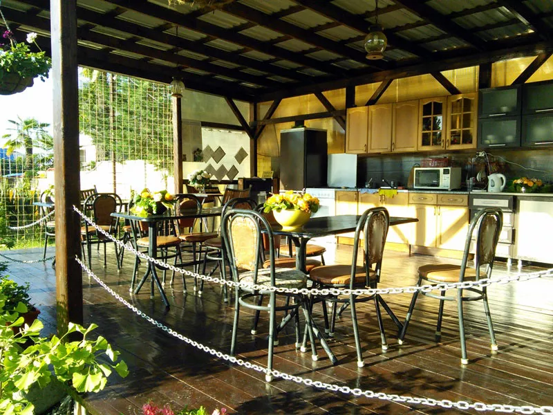 . Гостевой дом "Три И". Лоо