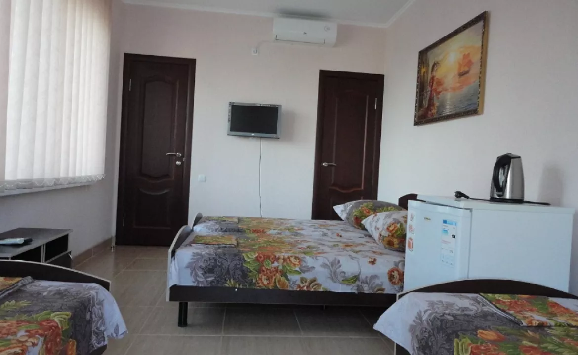 Семейный. Гостевой Дом Ошале. Орджоникидзе