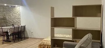 Квартира в многоквартирном доме Абазинская 35