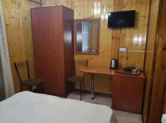 Стандарт 2-комнатный. Мини-отель «Хижина Логово». Эльбрус - мини-отели Стандарт 2-комнатный. Мини-отель «Хижина Логово». Эльбрус - мини-отели