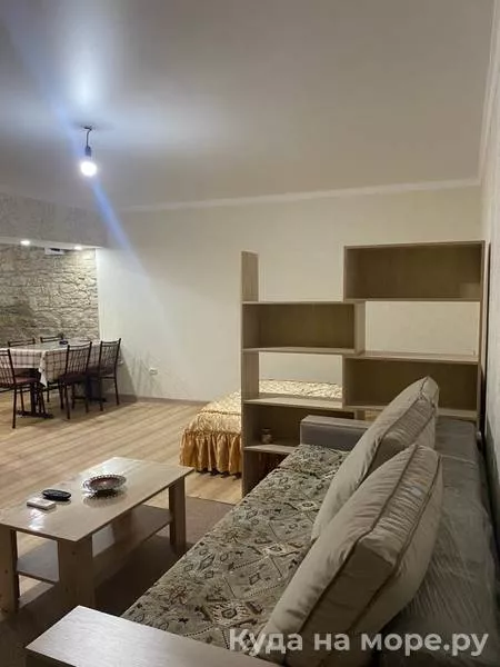 . Квартира в многоквартирном доме Абазинская 35. Сухум