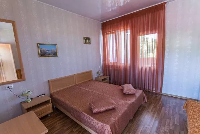 . Гостевой дом «Золотая Лоза». Вардане