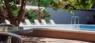 Отель "Платан"