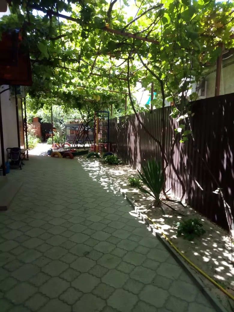 . Гостевой дом "Алина" - Голубицкая. Голубицкая