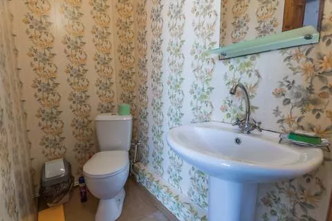 Шестиместный номер «Люкс». Отель "Югоморье". Архипо-Осиповка