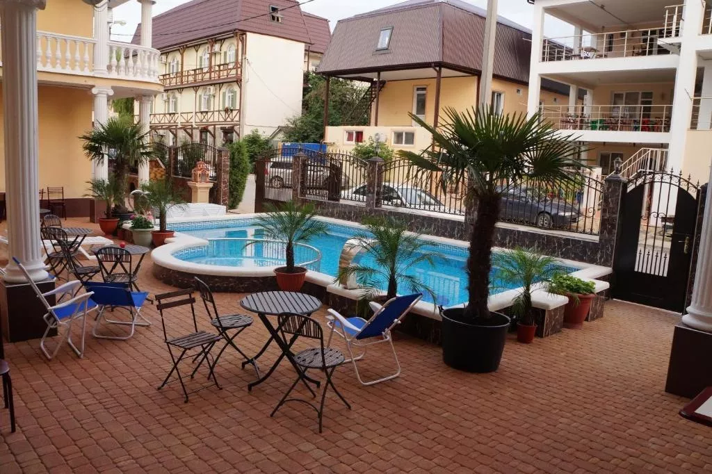 . Гостевой дом Нателла. Кабардинка