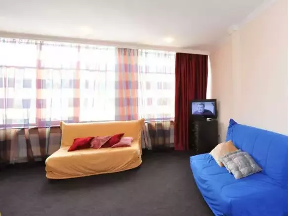 «Люкс» однокомнатный 2-местный (VIP 8-й этаж). Гостиница «Домбай». Домбай-гостиницы