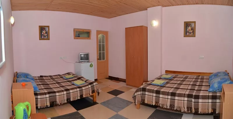 3-местный улучшенный. Гостевой дом «Белый». Саки