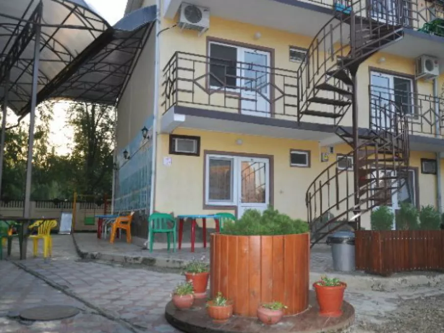 . Гостевой дом "Улыбка". Нижнее Джемете